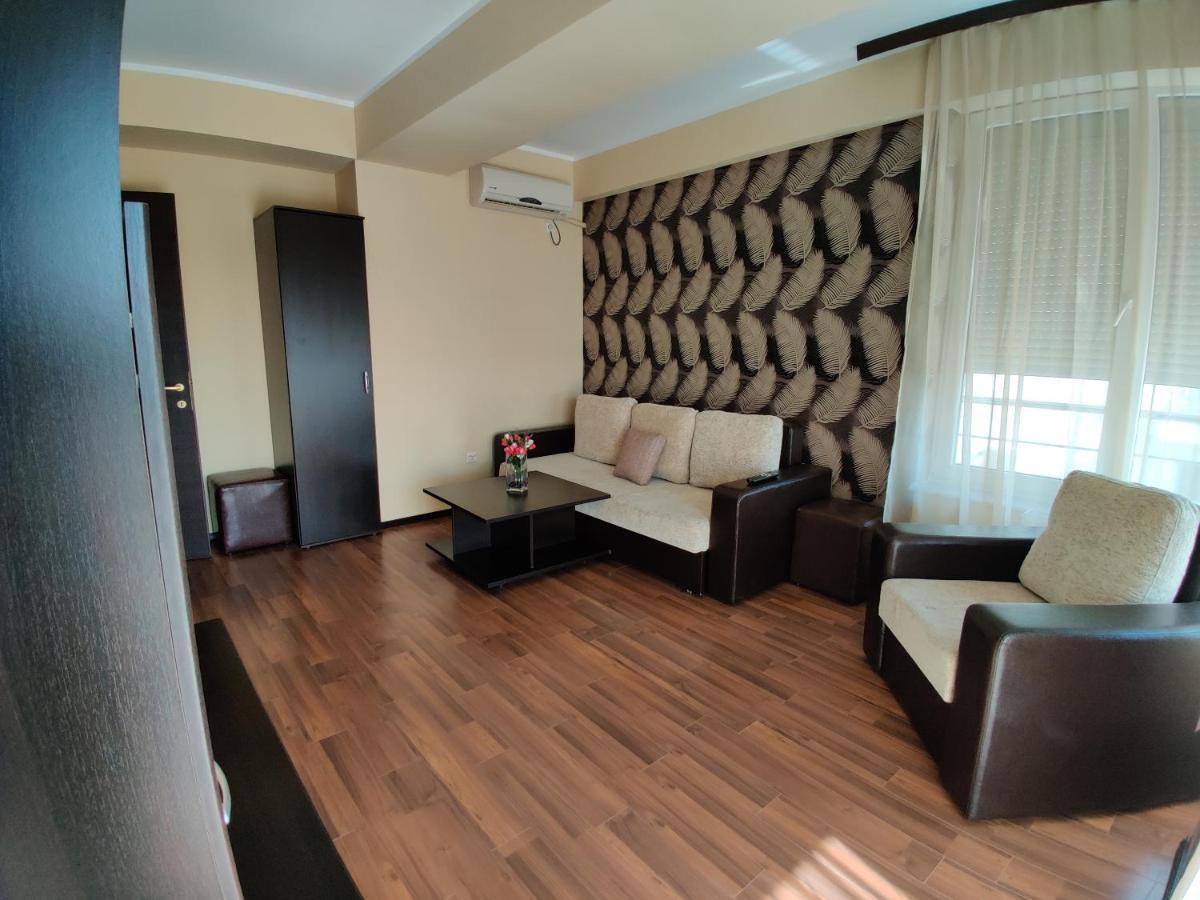 Summerland Beach&Sun Apartments Mamaia Εξωτερικό φωτογραφία