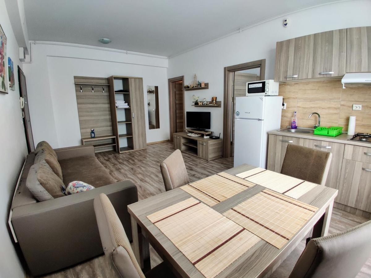 Summerland Beach&Sun Apartments Mamaia Εξωτερικό φωτογραφία
