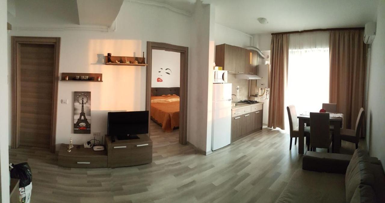Summerland Beach&Sun Apartments Mamaia Εξωτερικό φωτογραφία