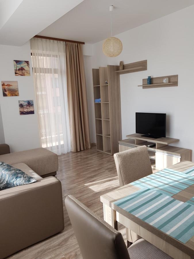 Summerland Beach&Sun Apartments Mamaia Εξωτερικό φωτογραφία