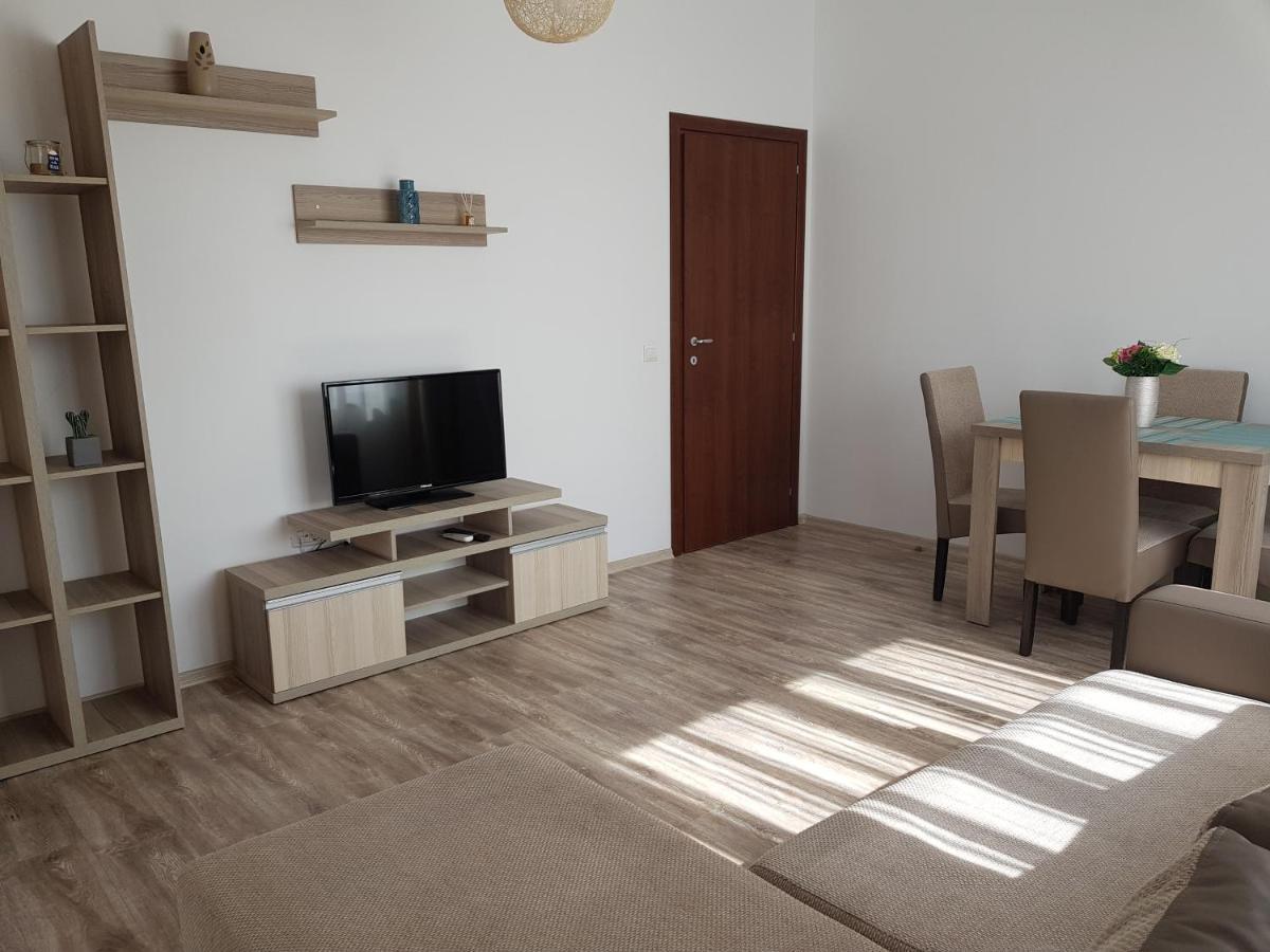 Summerland Beach&Sun Apartments Mamaia Εξωτερικό φωτογραφία
